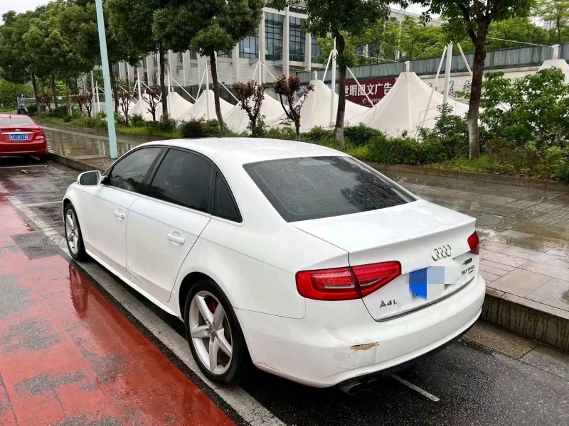 衡阳14年奥迪A4L8