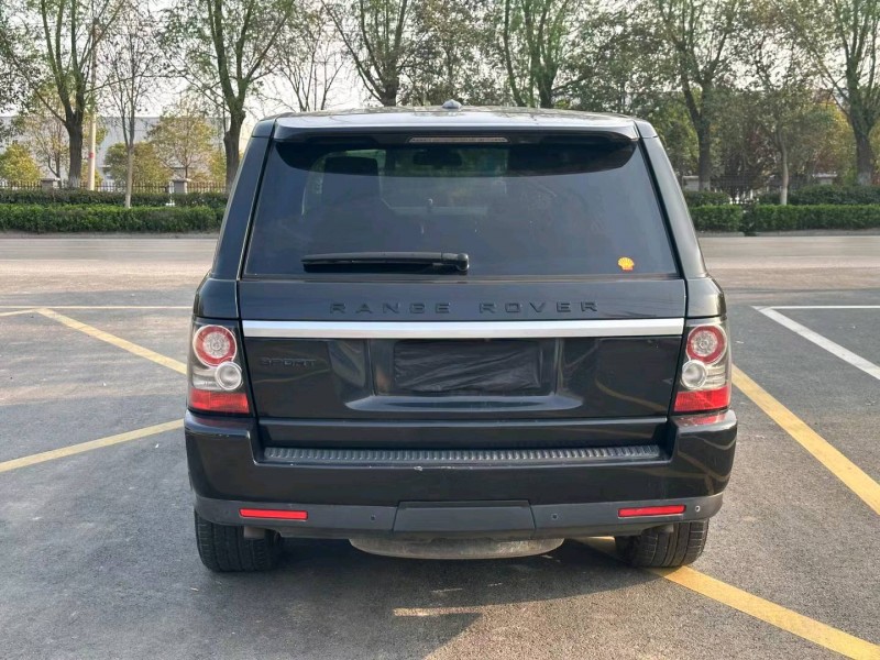 徐州12年路虎揽胜运动9