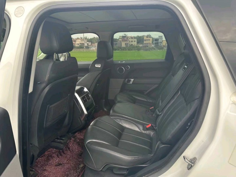 广州18年路虎揽胜运动7