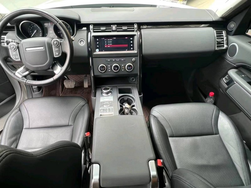 武汉18年路虎发现8