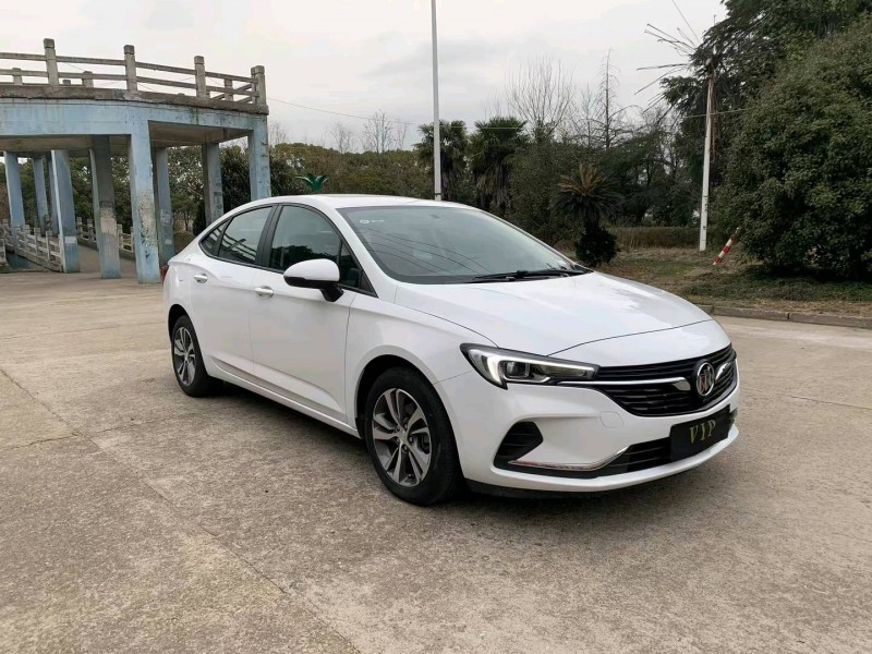 苏州22年别克威朗2