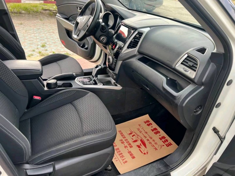 徐州18年双龙蒂维拉6