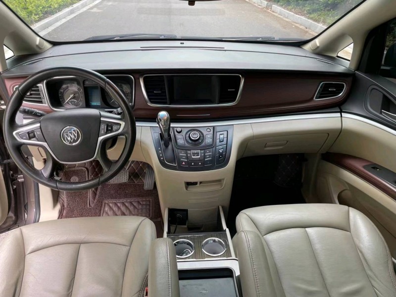 嘉兴17年别克GL85