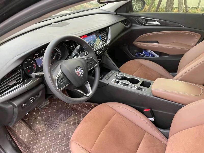 青岛22年别克君威4