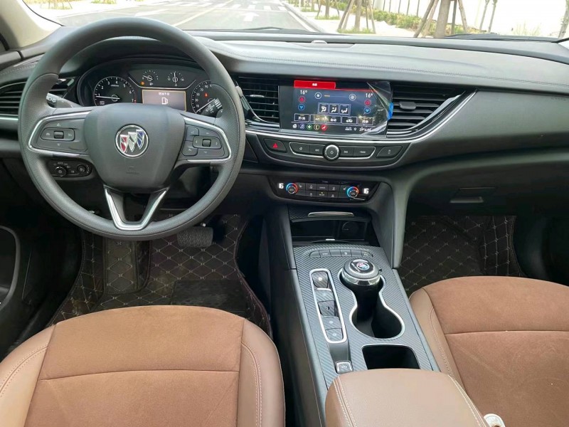 青岛22年别克君威6