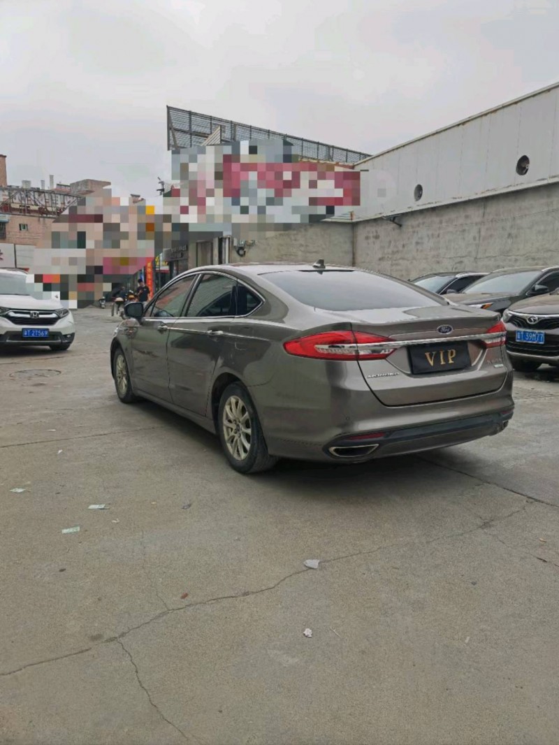 中山17年福特蒙迪欧5