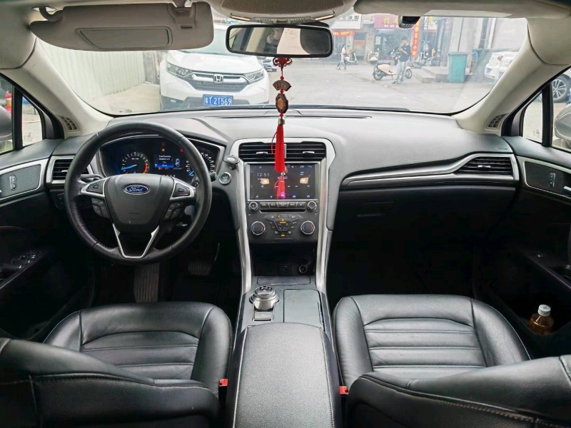 中山17年福特蒙迪欧7