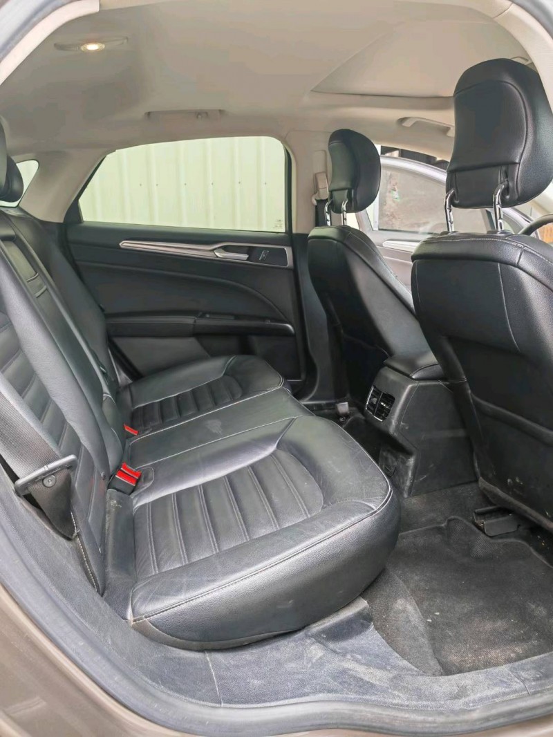 中山17年福特蒙迪欧8