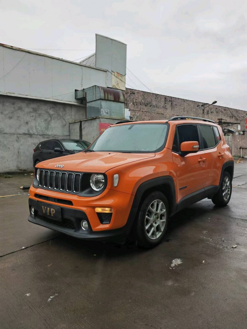 中山21年Jeep自由侠2