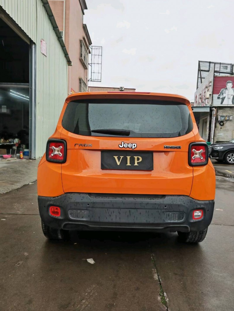 中山21年Jeep自由侠9