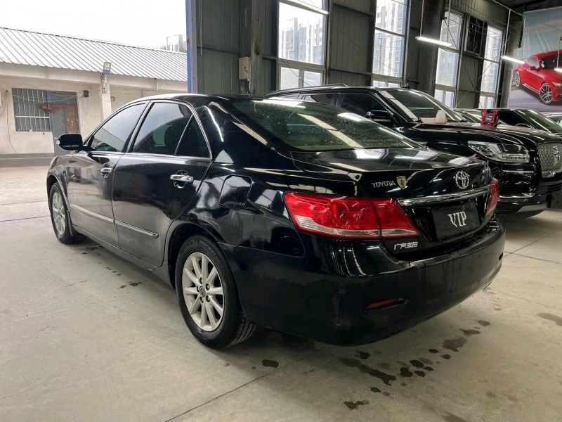 济宁13年丰田凯美瑞8