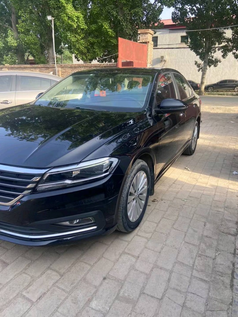 保定18年大众朗逸3