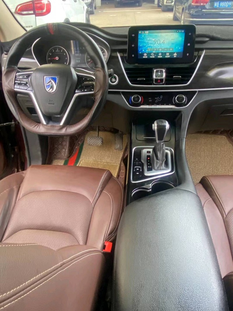 保定17年宝骏5608