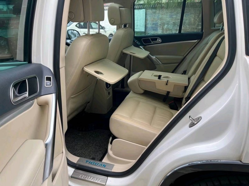 保定12年大众途观8