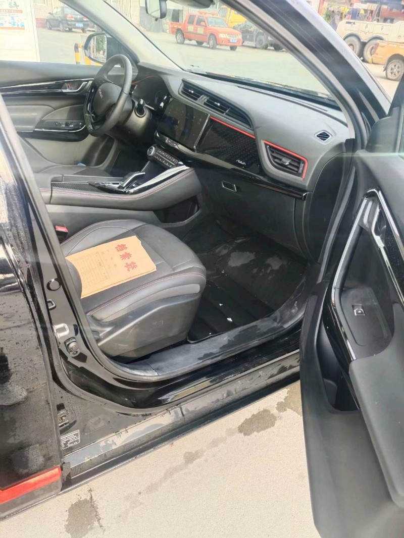 保定22年东风AX7pro8