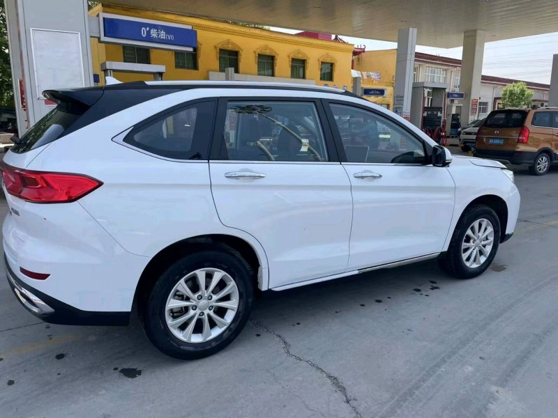 保定21年哈弗M64