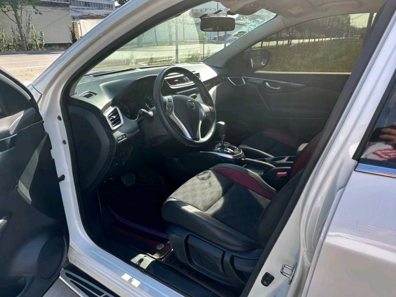 保定18年日产逍客4