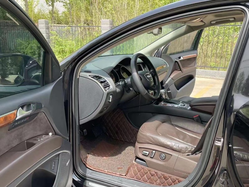 济南13年奥迪Q77