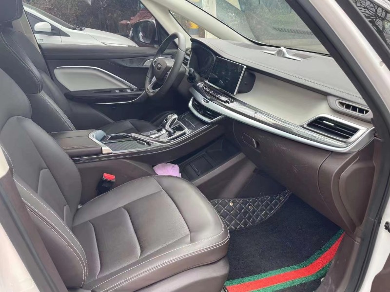 济南20年吉利嘉际5