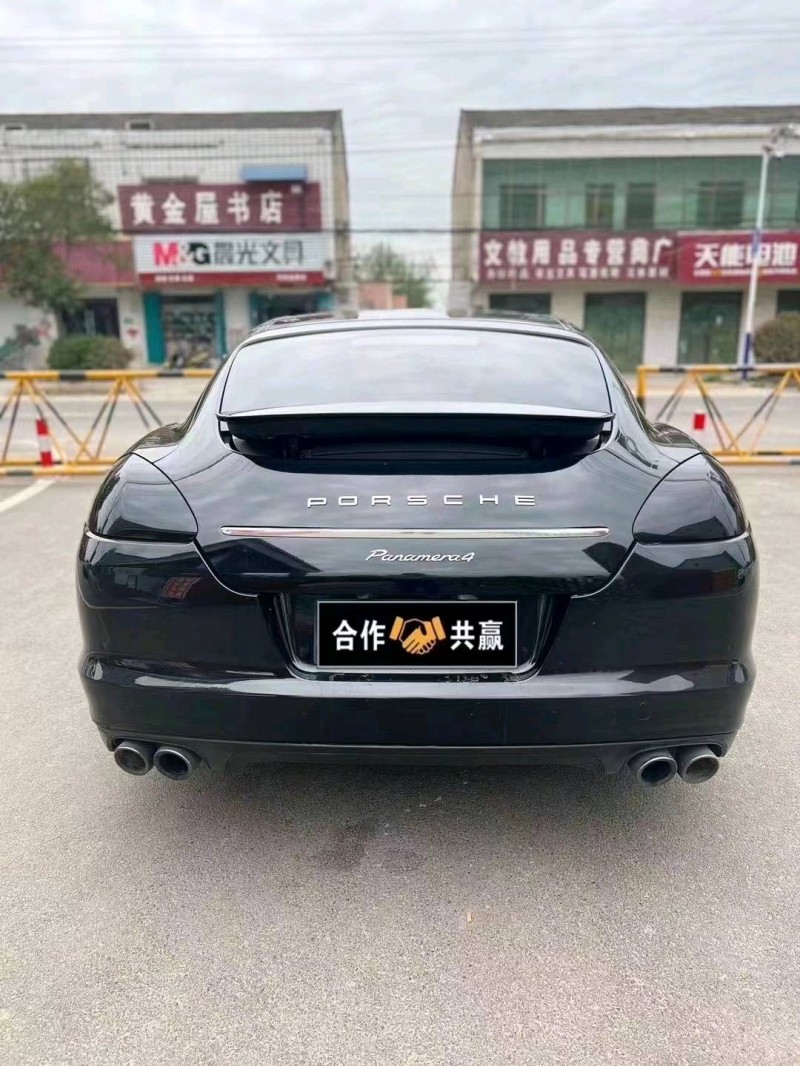 徐州12年保时捷帕拉梅拉8