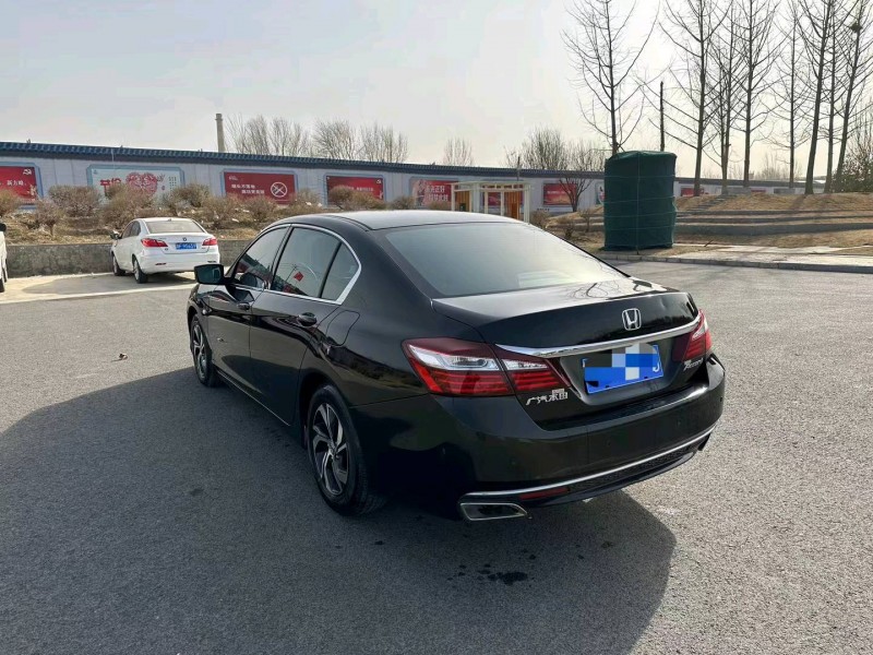 廊坊17年本田雅阁3