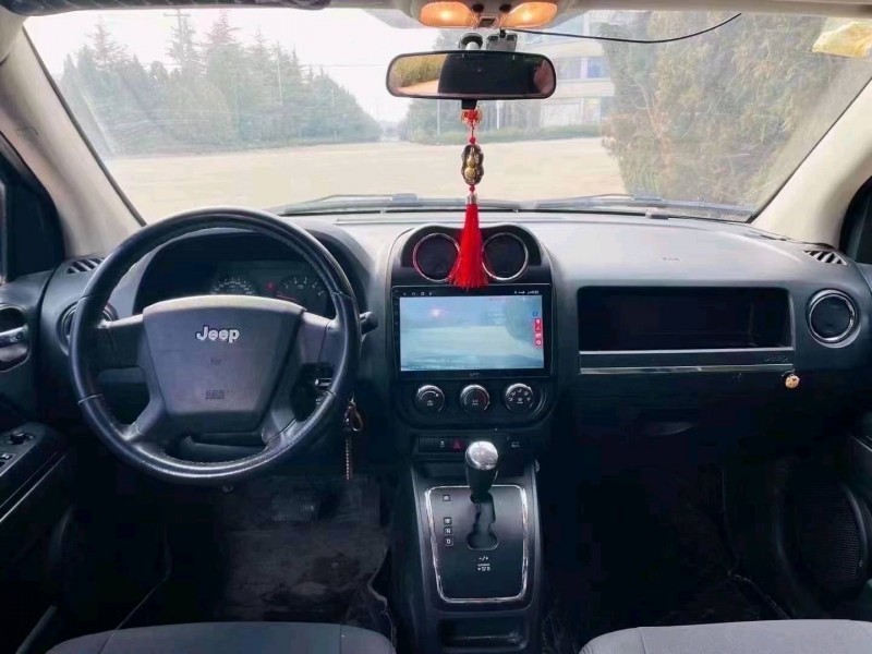 淄博10年Jeep指南者6