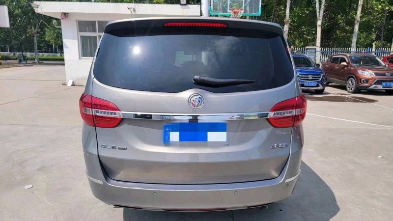 青岛20年别克GL88