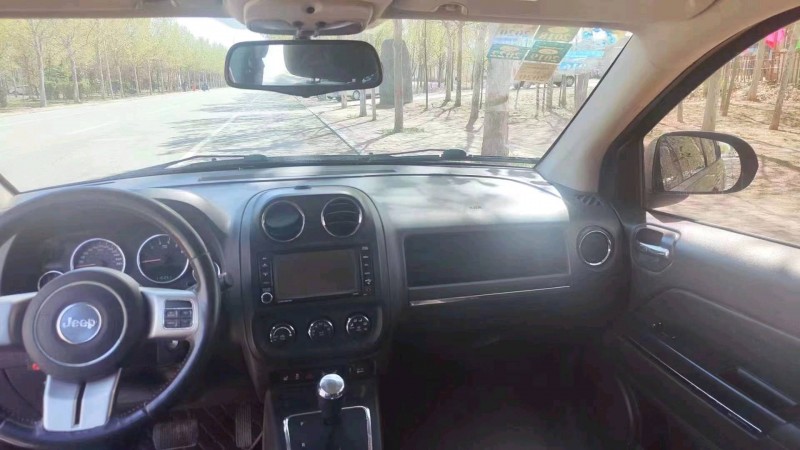 淄博12年Jeep指南者6