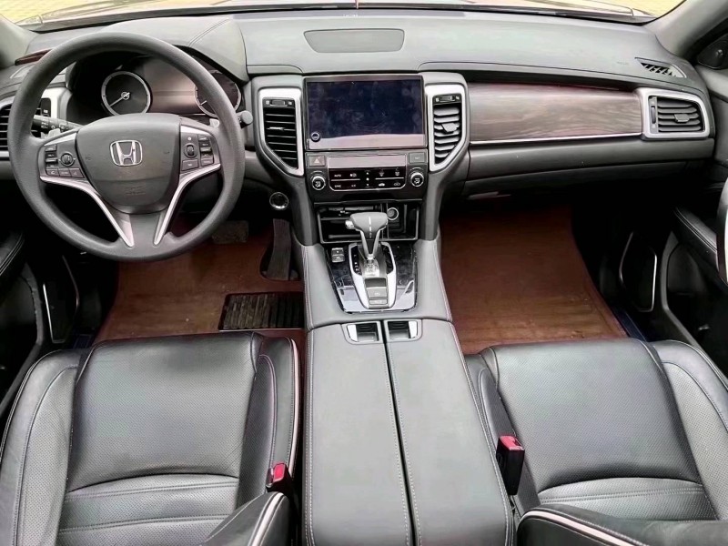 济南18年本田URV8