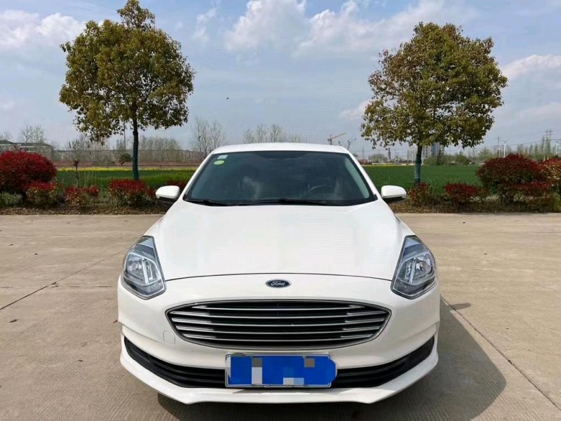 盐城19年福特福睿斯1