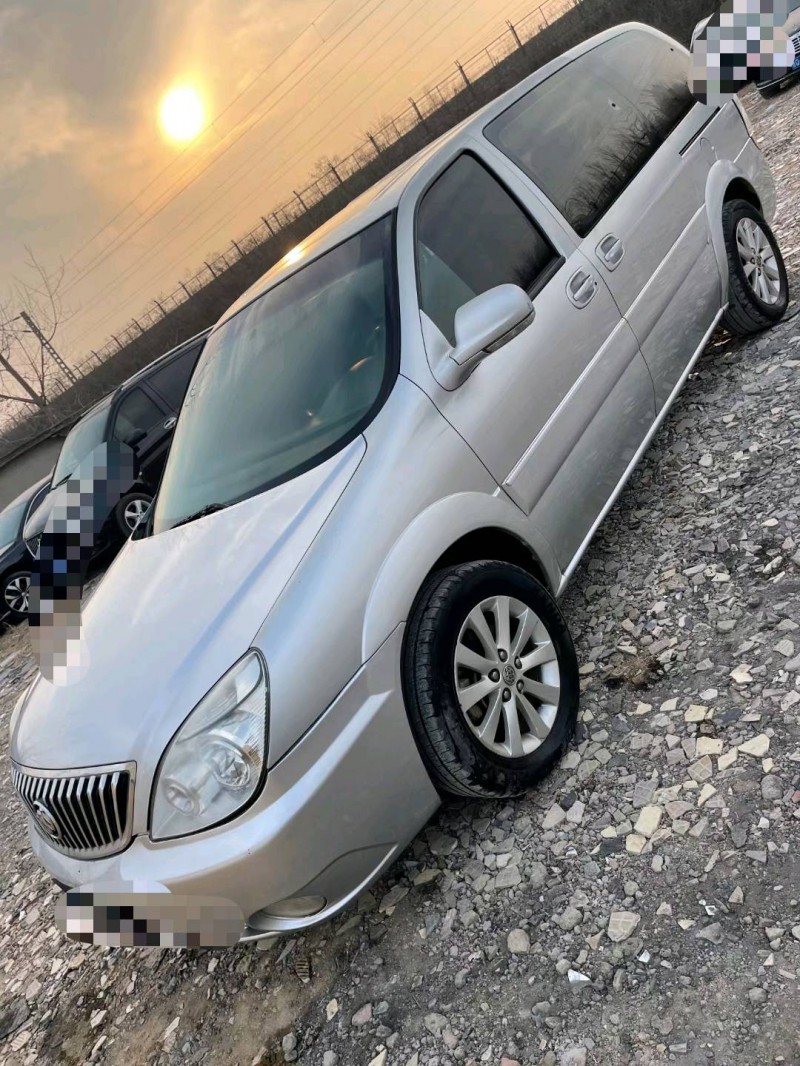 临沂13年别克GL83