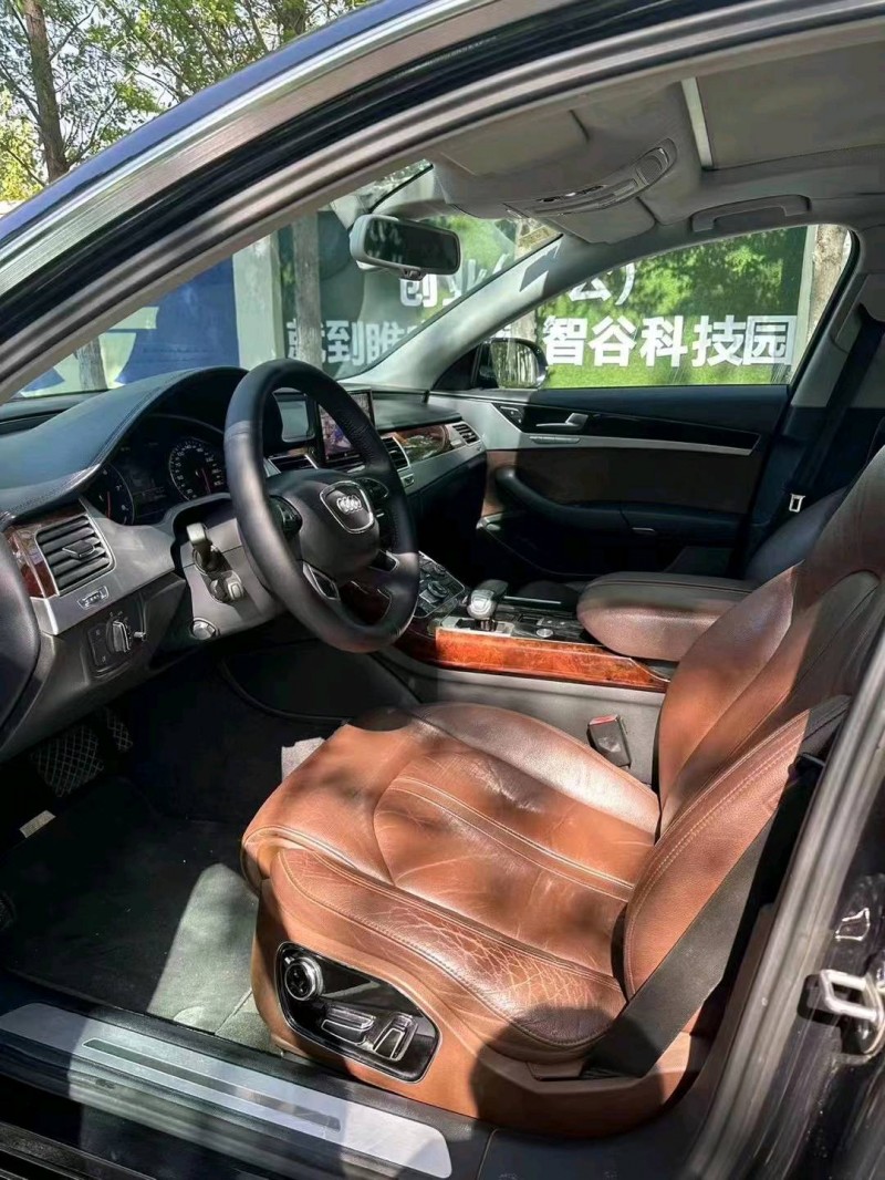 徐州12年奥迪A8L6