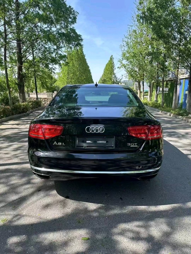 徐州12年奥迪A8L9
