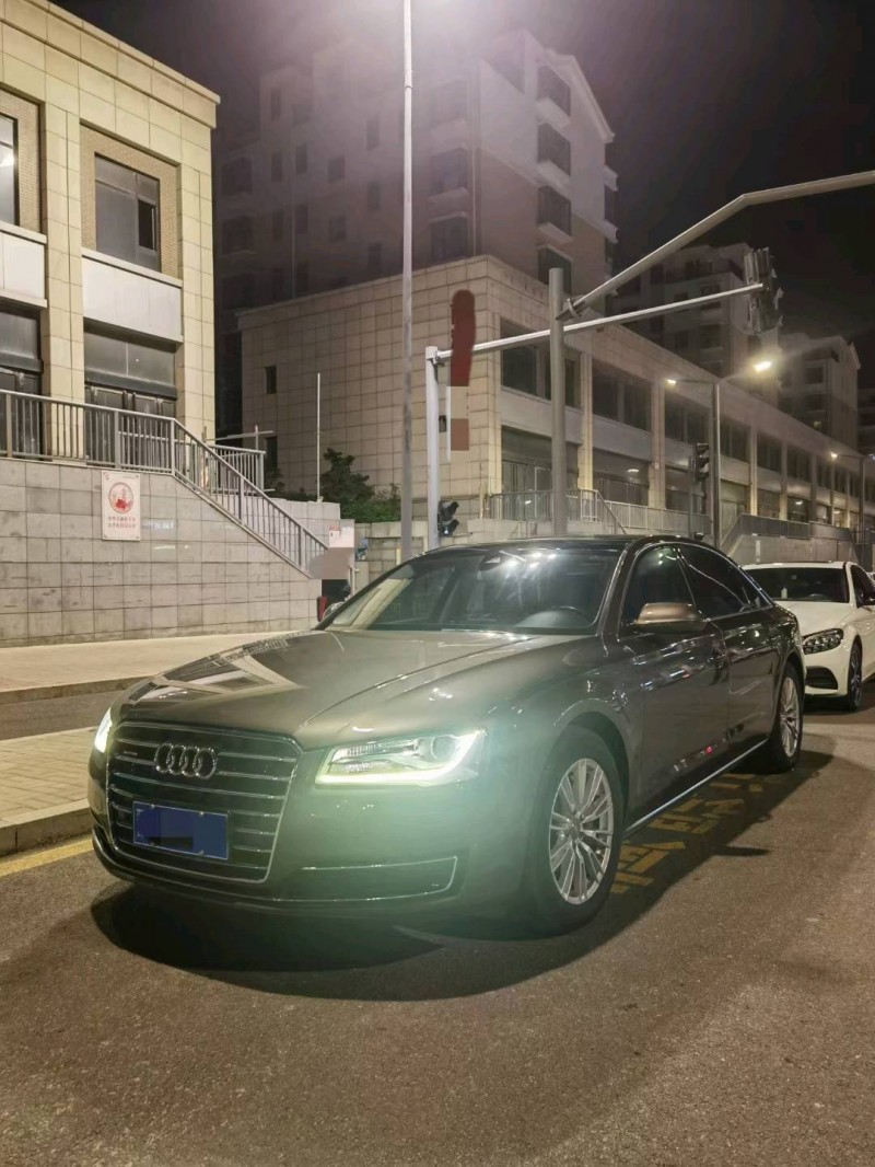 保定15年奥迪A8L2