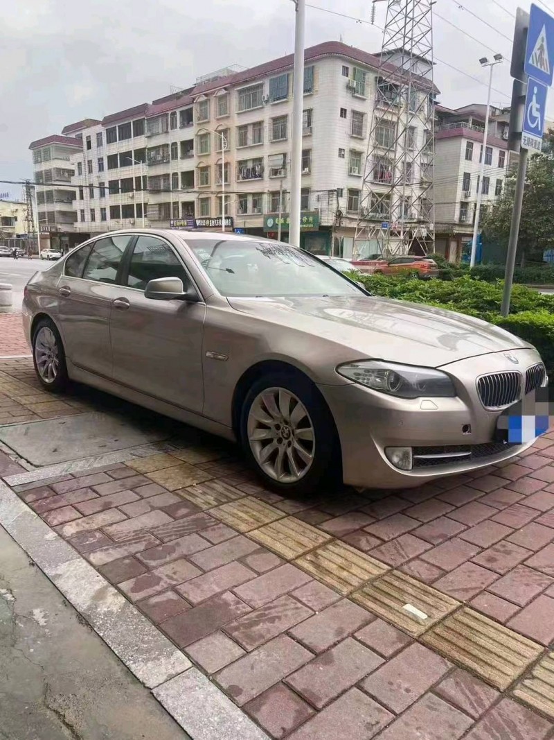 广州11年宝马5系2