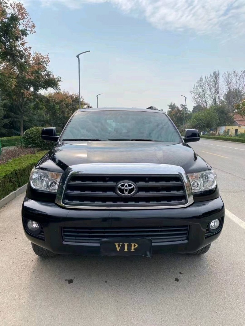 潍坊15年丰田红杉1