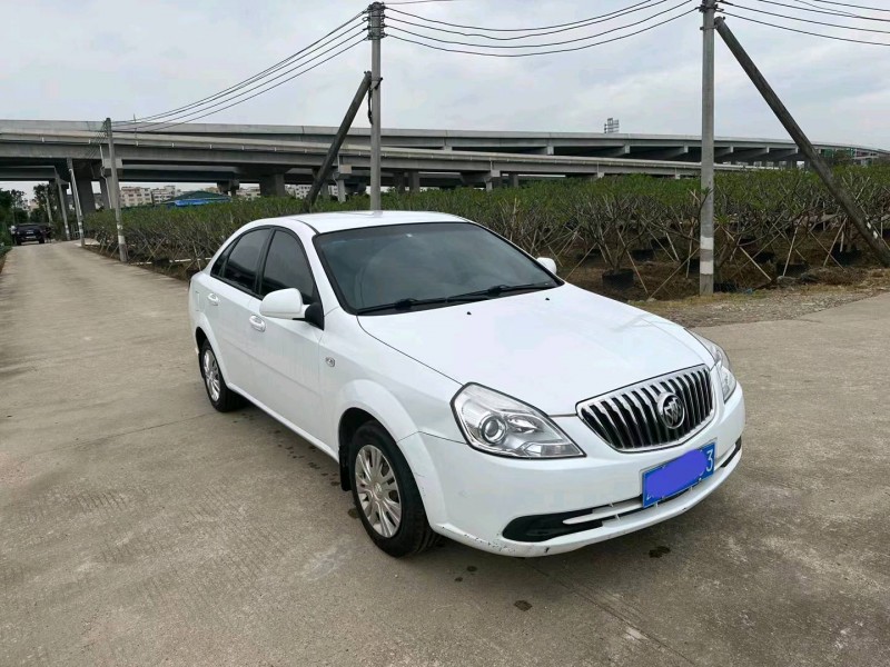 中山16年别克凯越2