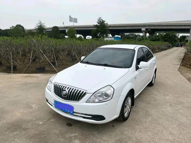 中山16年别克凯越5