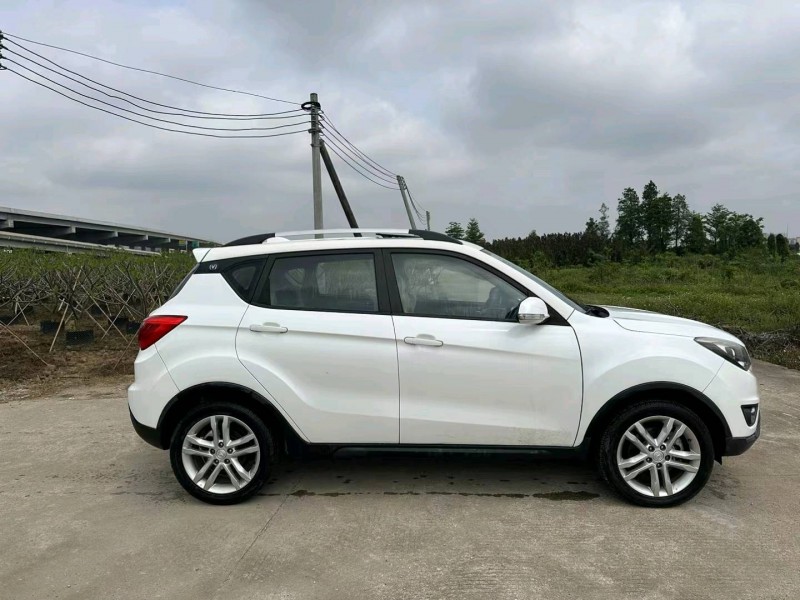 中山18年长安汽车CS355