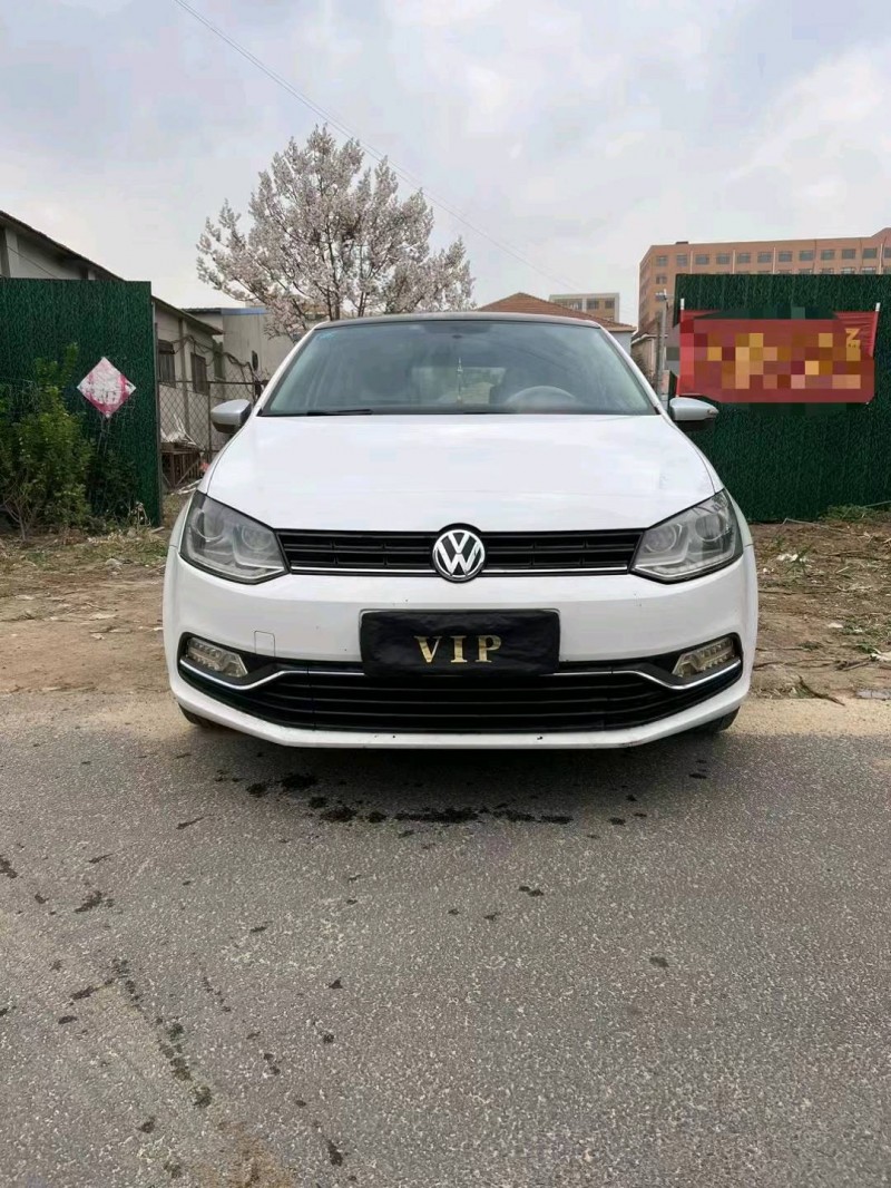 青岛16年大众polo1