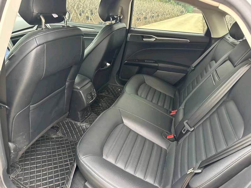 中山20年福特蒙迪欧6