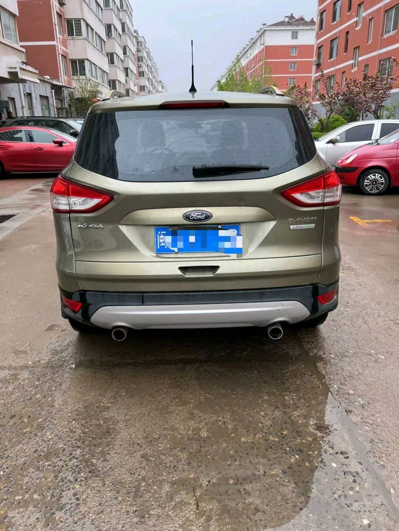 济南15年福特翼虎8