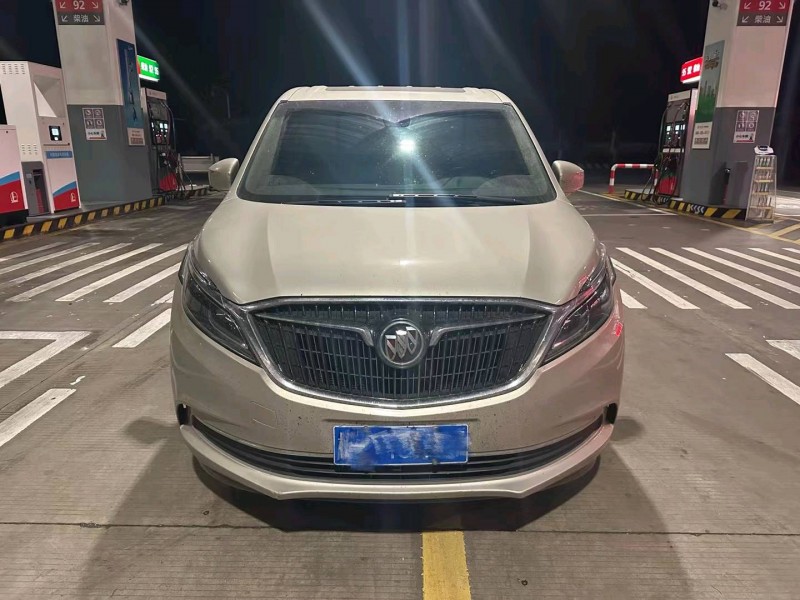 嘉兴18年别克GL81