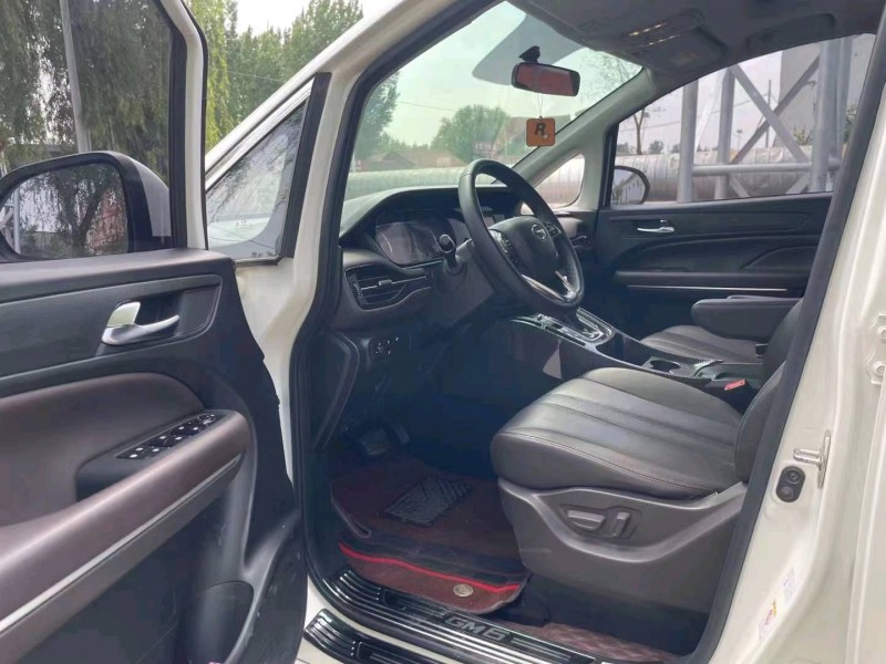 济南19年传祺M68