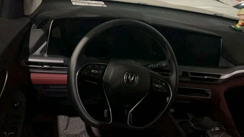 深圳22年长安汽车CS753