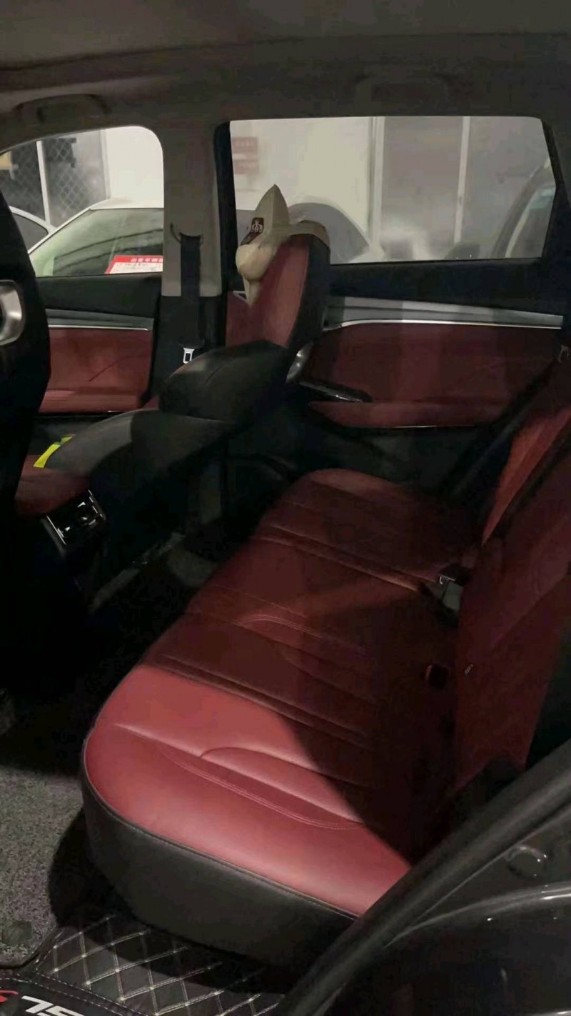 深圳22年长安汽车CS755