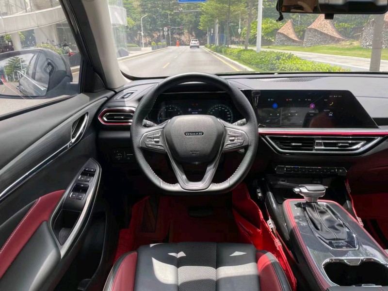 深圳22年长安汽车欧尚4