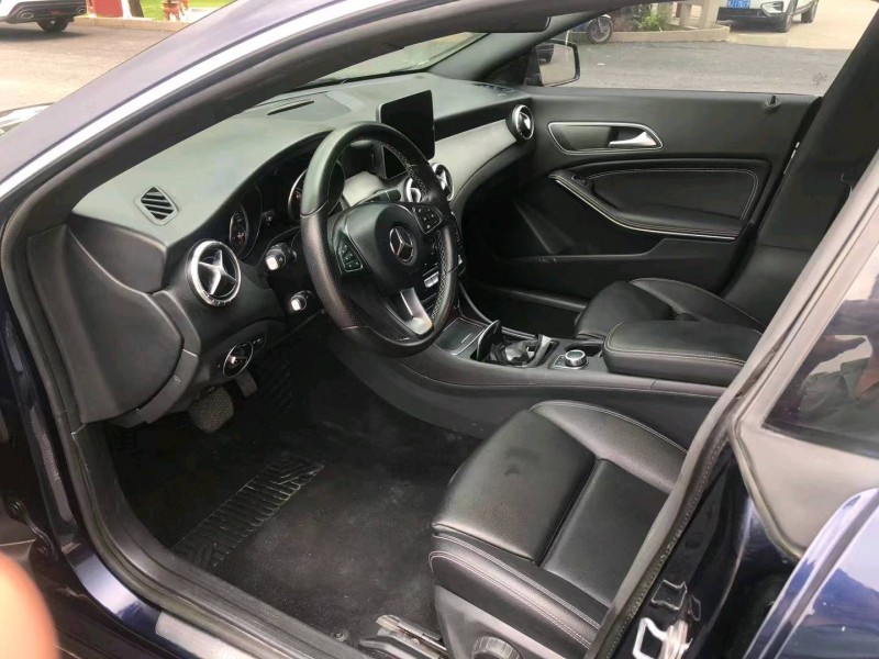 深圳18年奔驰CLA3