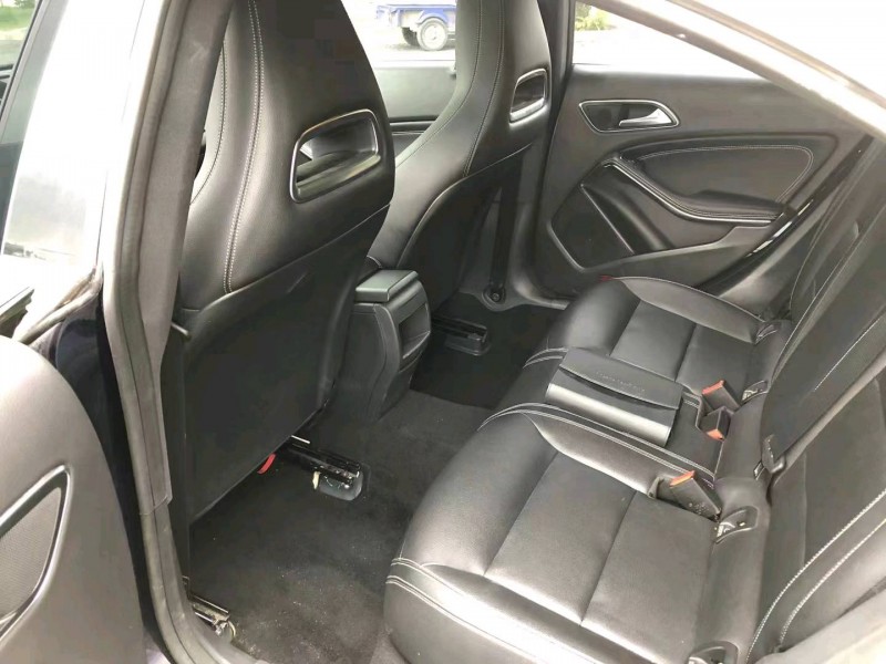 深圳18年奔驰CLA5