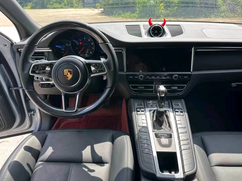 广州21年保时捷Macan5